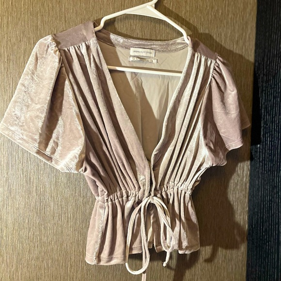 Urban Outfitters top - Picture 1 of 3